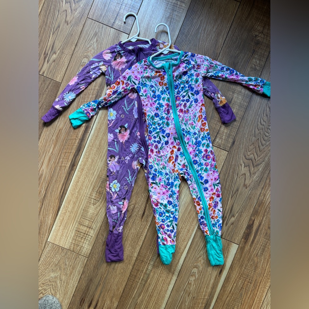 Little Sleepies (lot of 2 zippy pajamas) 18-24 months